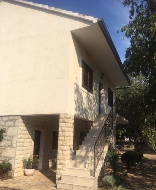 Family Friendly Holiday Home "Ana" Sibenik Exterior photo